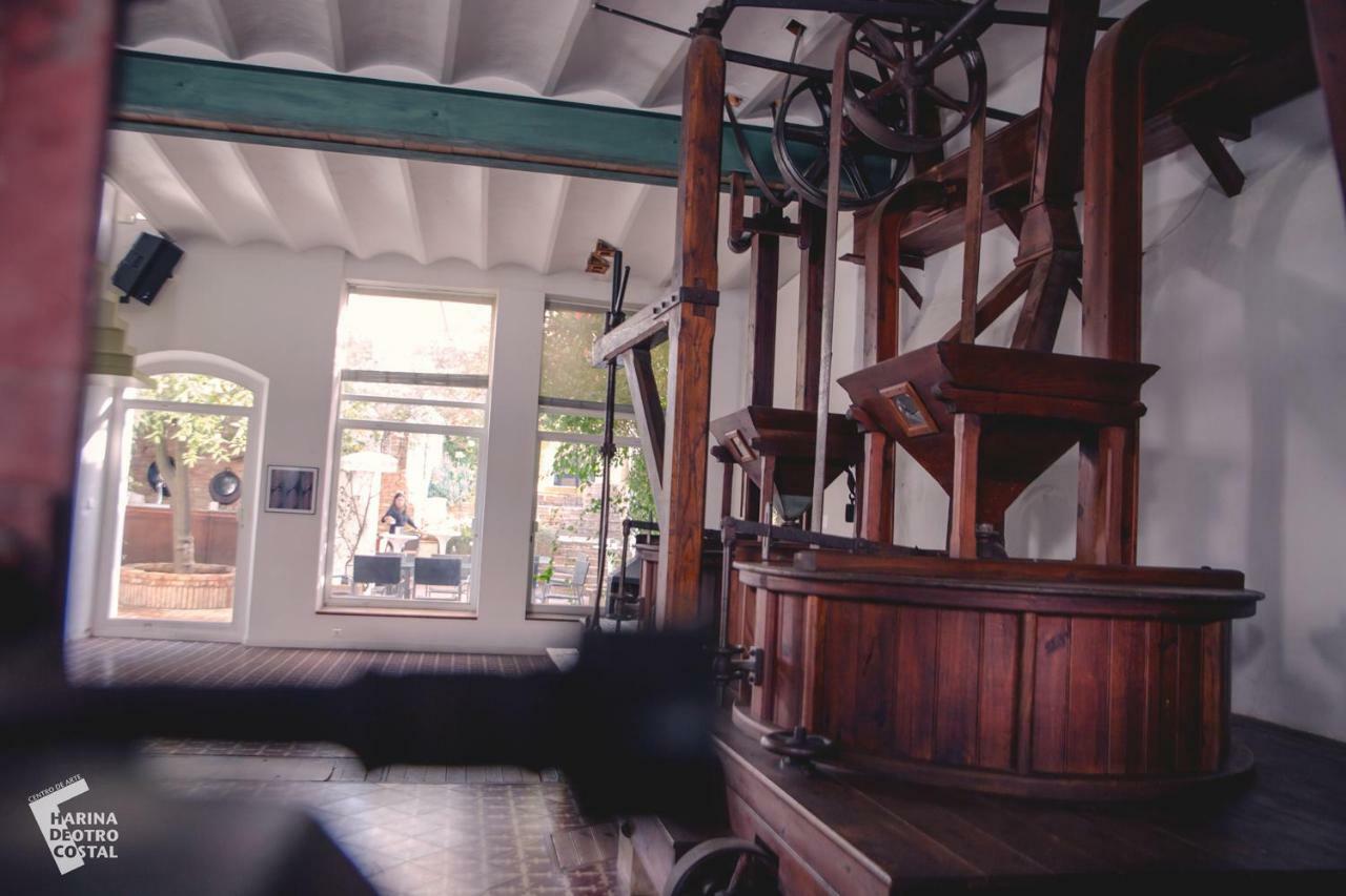 Gasthaus Centro De Arte Harina De Otro Costal Trigueros Exterior foto